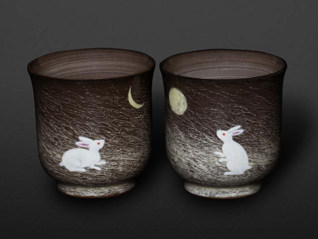 Gagyu Kiln Moon Rabbit Yunomi Japanese Teacup Pair - Utsutsukawa Ware