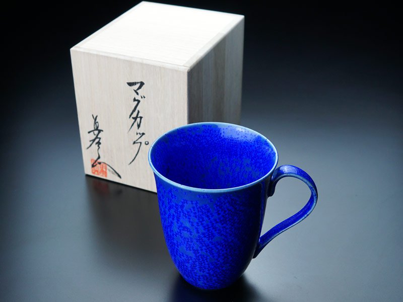 Shinemon Kiln 【Sapphire Anniversary Gift】 Mug “Ruri-Suichaku” (Lapis Water Drop) - Arita Ware