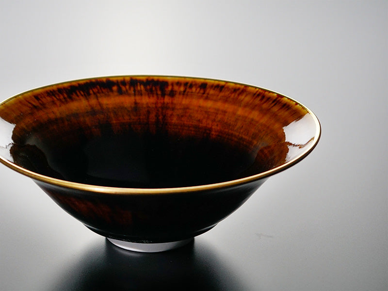 Shinemon Kiln_Flat Matcha Bowl “Tortoiseshell Tenmoku” (with Gold Trim)-Arita Ware