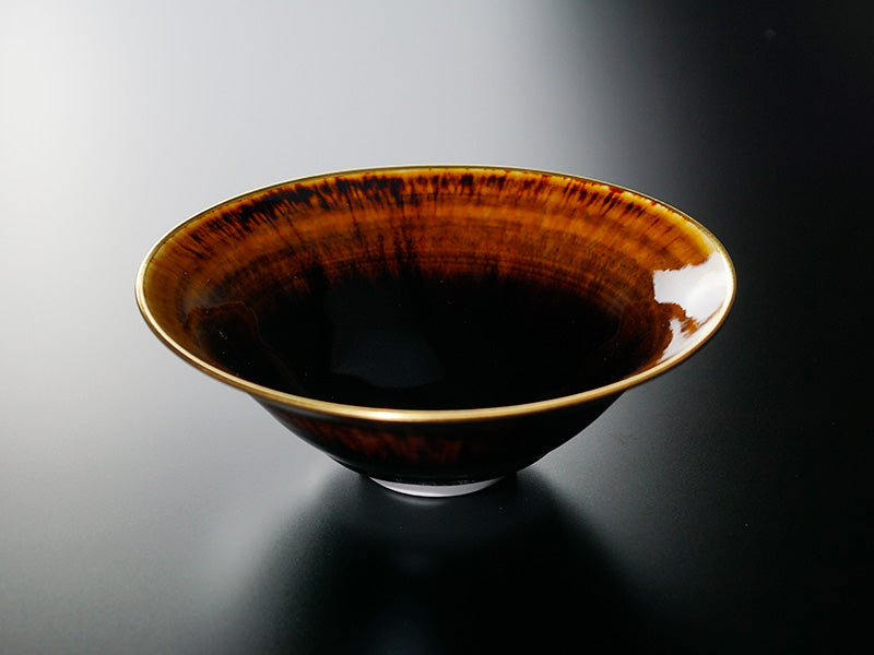 Shinemon Kiln_Flat Matcha Bowl “Tortoiseshell Tenmoku” (with Gold Trim)-Arita Ware