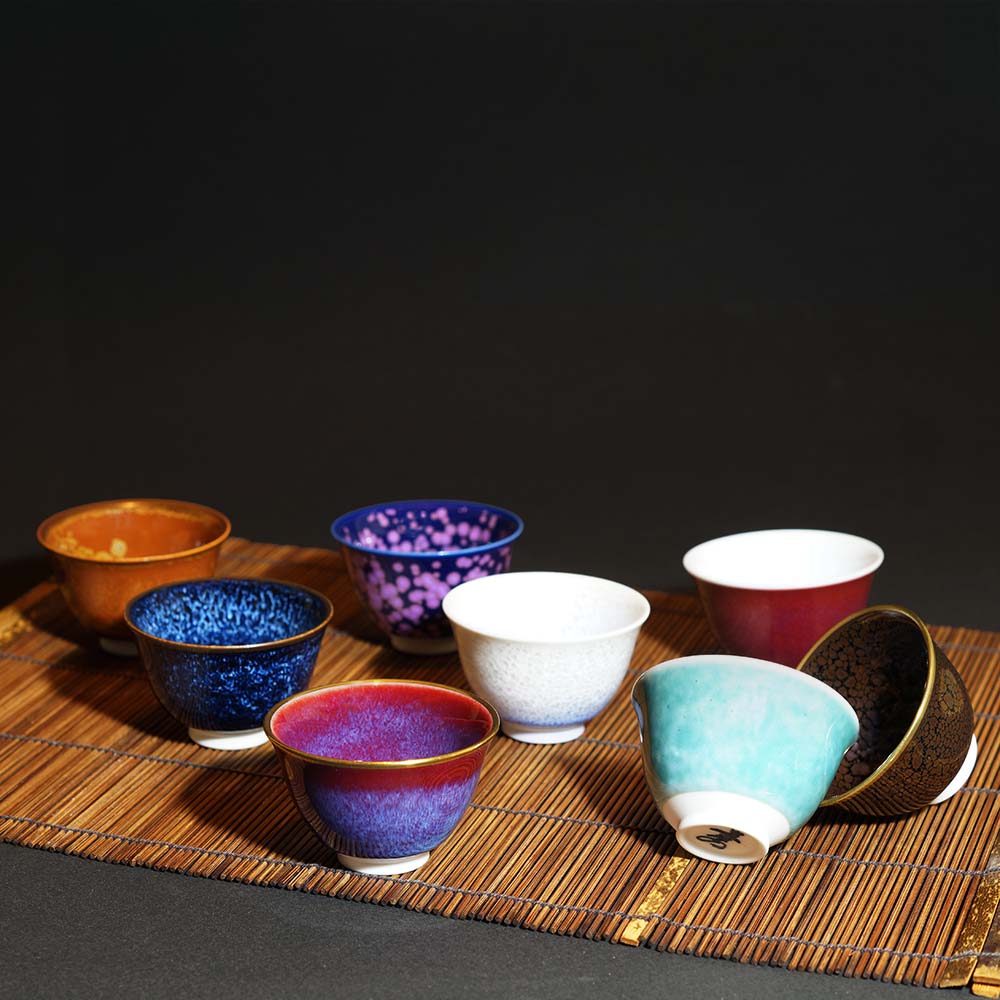Ensemble de tasses à saké (8 couleurs) Shinemon Kiln