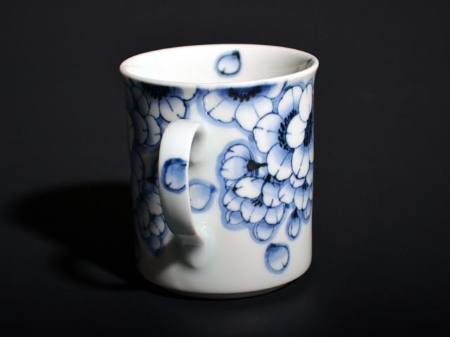 Sojiro Kiln Sometsuke Cherry Blossoms Coffee Cup - Arita Ware